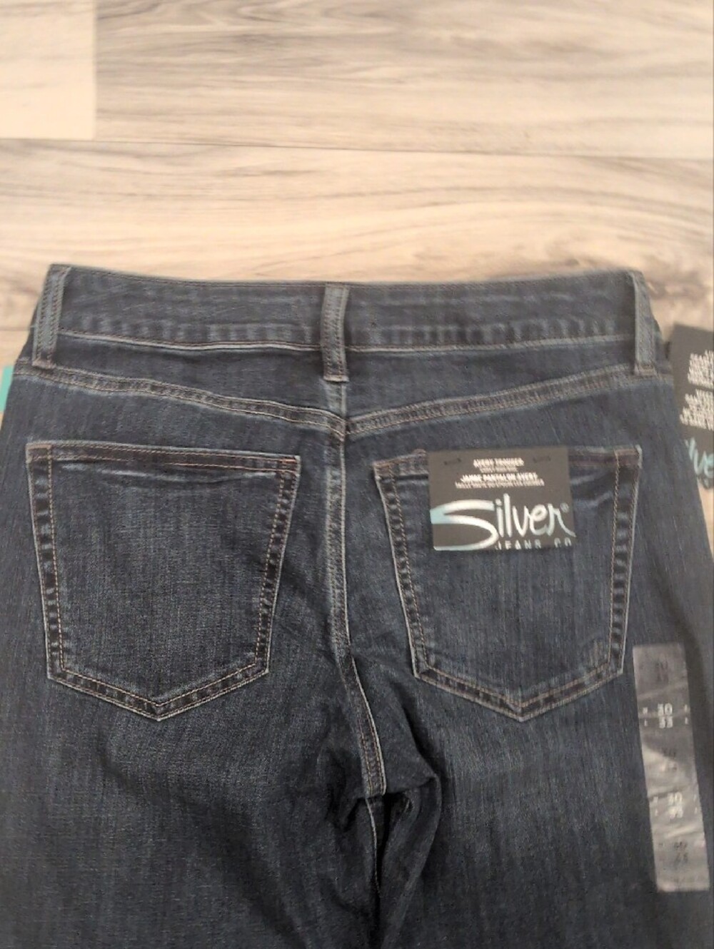 Silver Jeans Women's Avery Curvy High Rise Wide Leg Jeans 33x30 Comfy NWT - Picture 8 of 12
